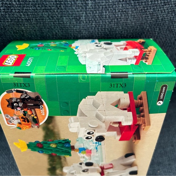 LEGO 40571 Wintertime Polar Bears holiday set NIB NEW Christmas holiday sets - Picture 3 of 7